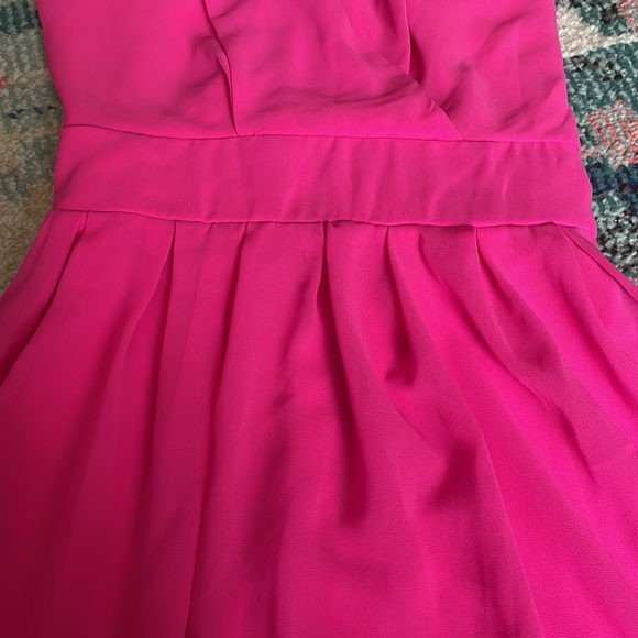 Pink dress 👗 - Picture 2 of 6